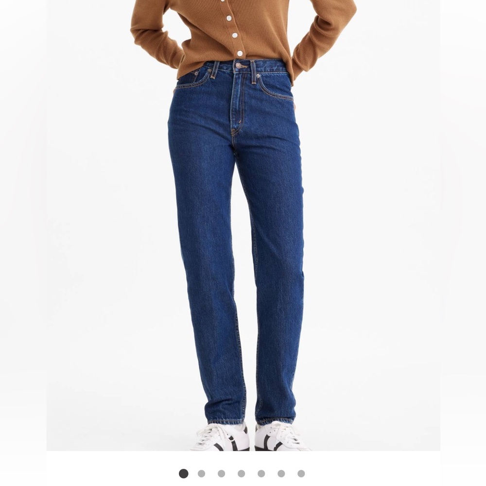Levi’s 80’s mom running errands Jean